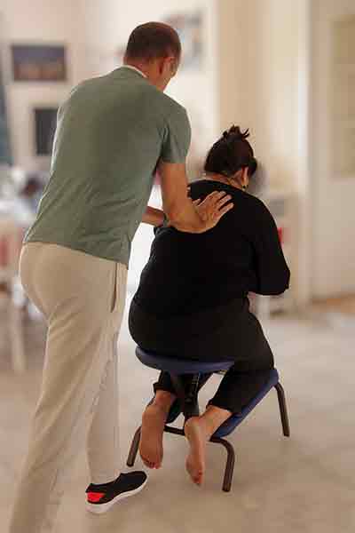 Massage Assis Amma - Frédéric Desjouis